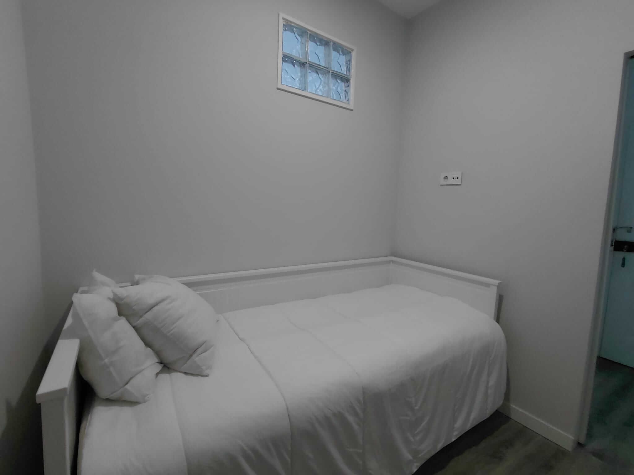 Second bedroom, multifunctional space, ideal as a +1 or dedicated workspace
